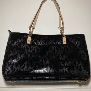 Michael Kors Jet Set Tote in Black Patent Leather with Tan and chain handles